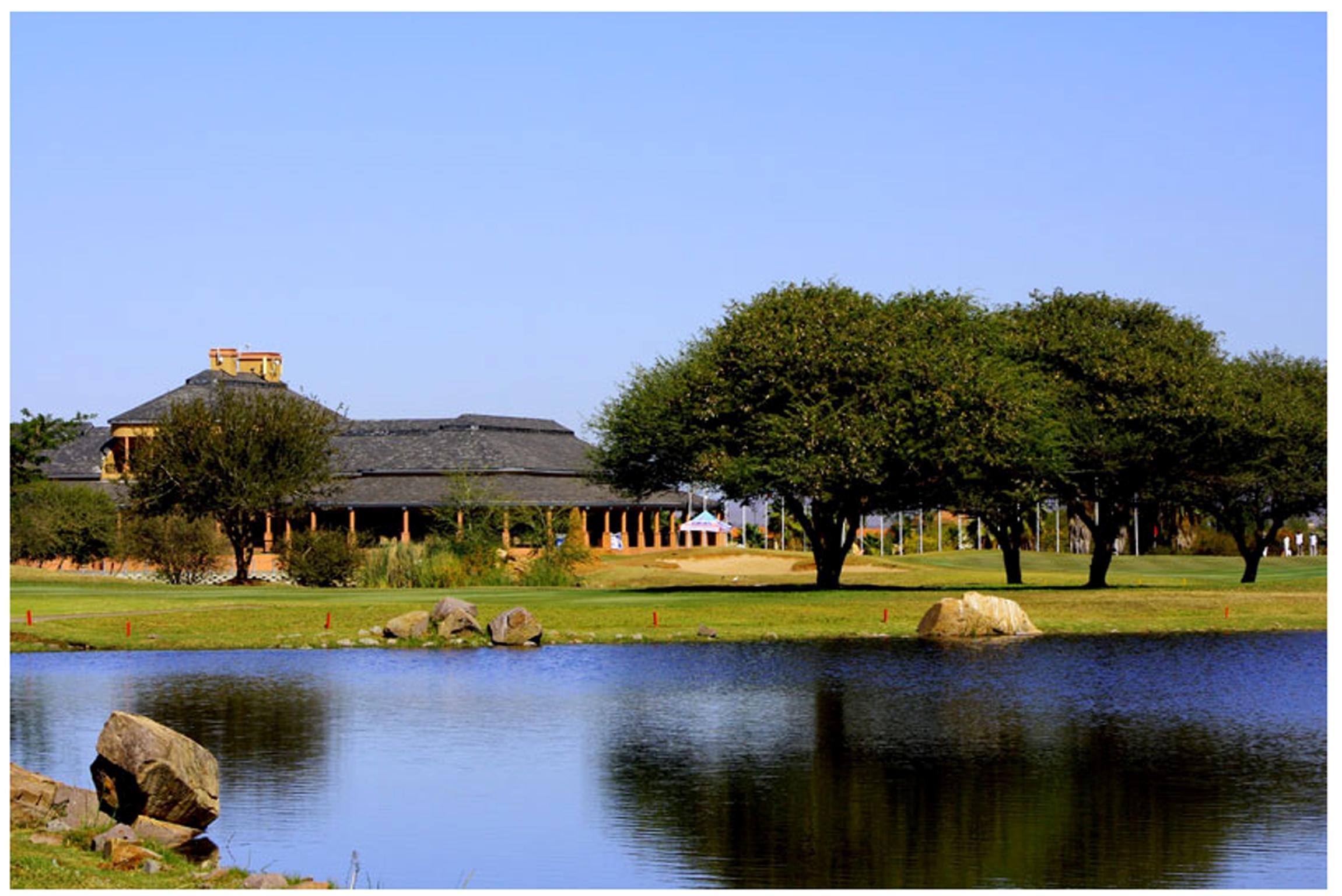 Phakalane Golf Estate Hotel Resort Gaborone Extérieur photo