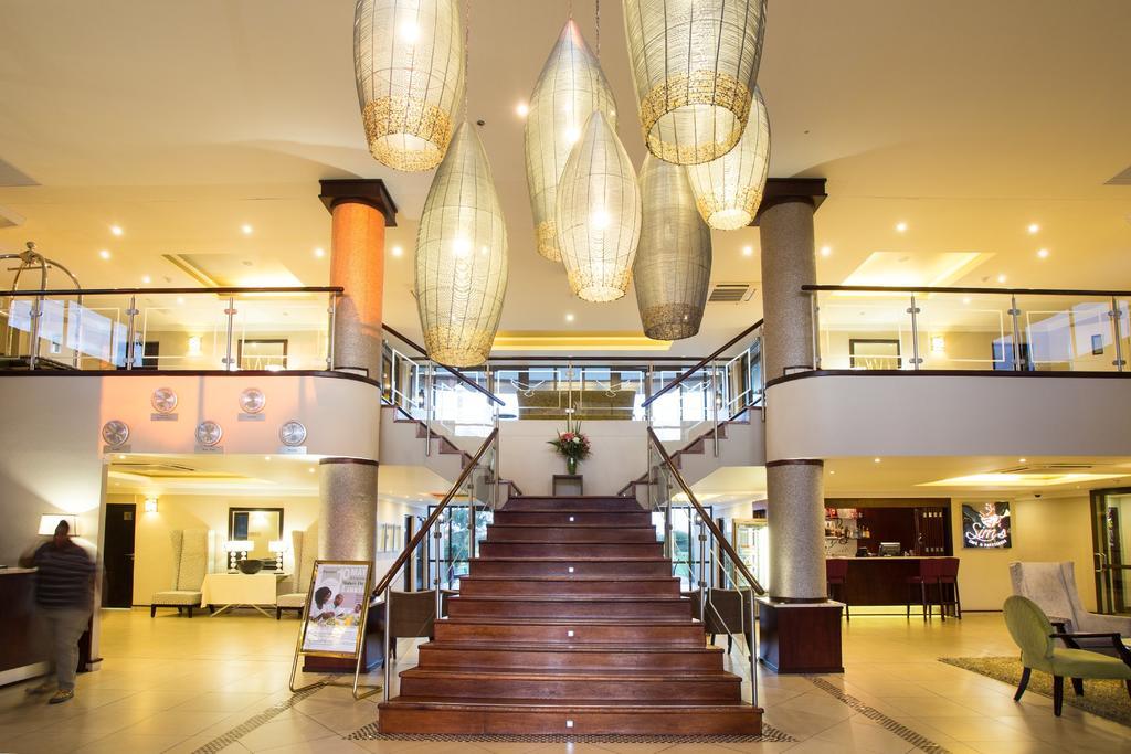 Phakalane Golf Estate Hotel Resort Gaborone Extérieur photo