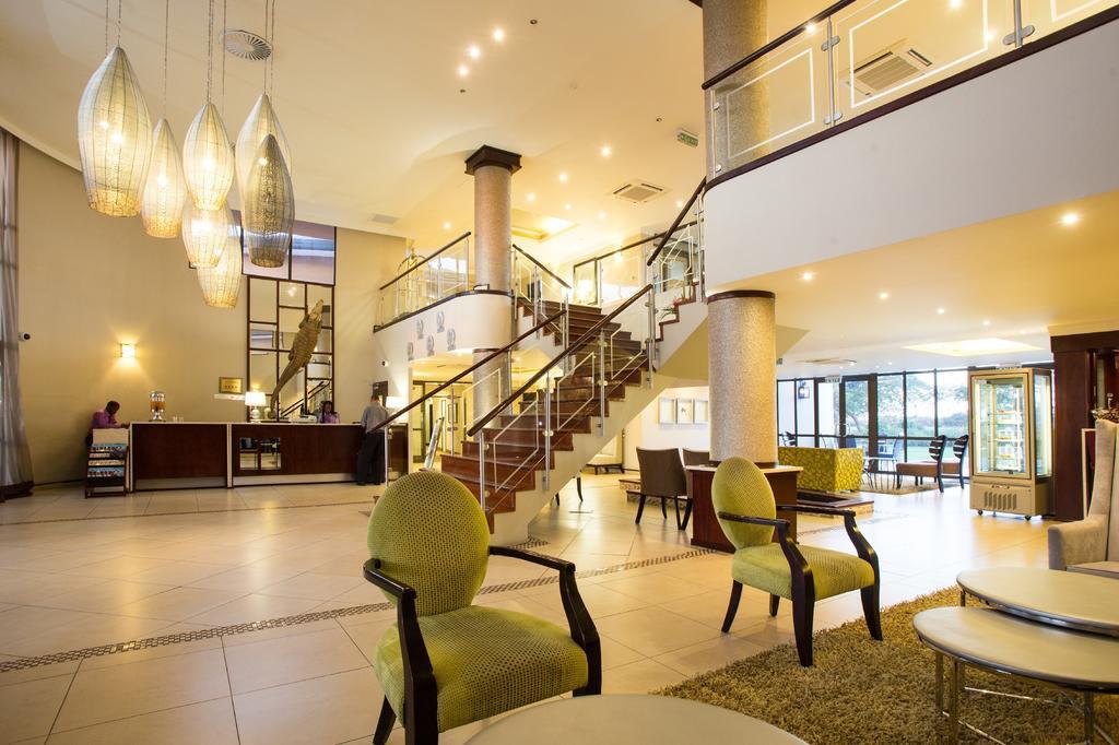 Phakalane Golf Estate Hotel Resort Gaborone Extérieur photo