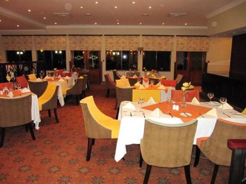 Phakalane Golf Estate Hotel Resort Gaborone Extérieur photo
