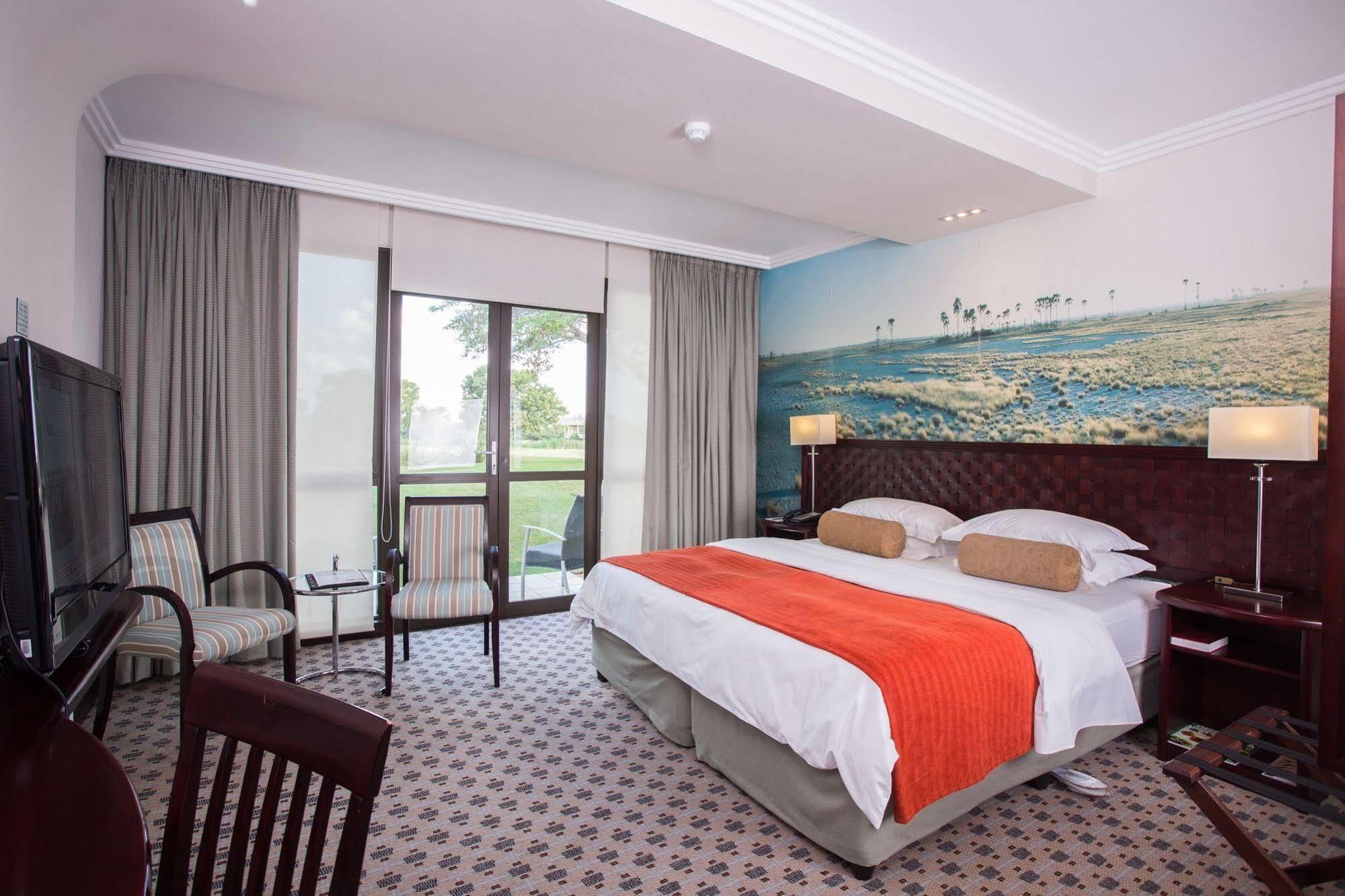 Phakalane Golf Estate Hotel Resort Gaborone Extérieur photo